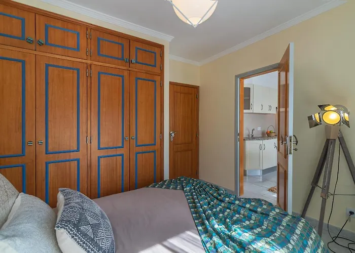 Airport Flats By Homing Apartman *