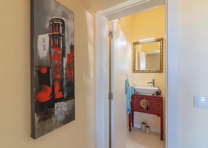 Airport Flats By Homing Faro