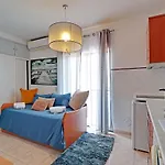 Airport Flats By Homing