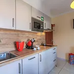 Airport Flats By Homing *