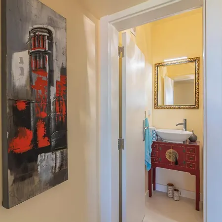 Airport Flats By Homing Faro