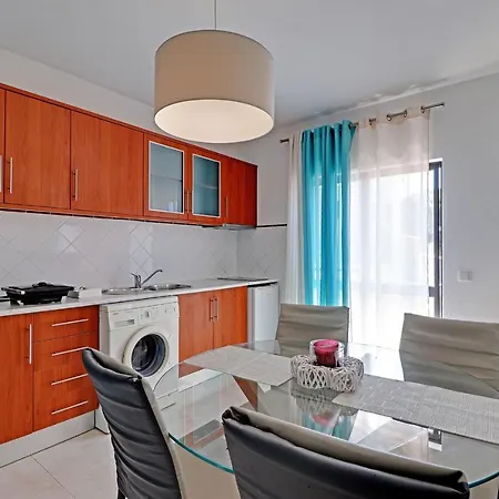 Airport Flats By Homing *